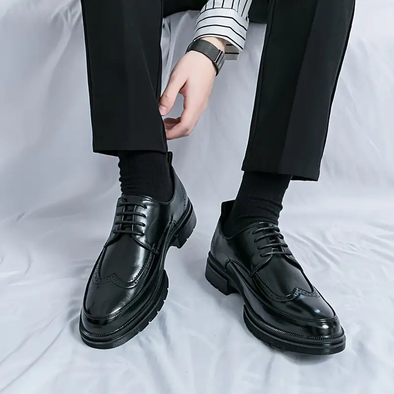 Cavere Cowhide Shoe