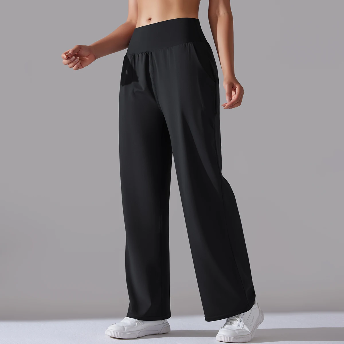 PureMotion Relaxed Pants