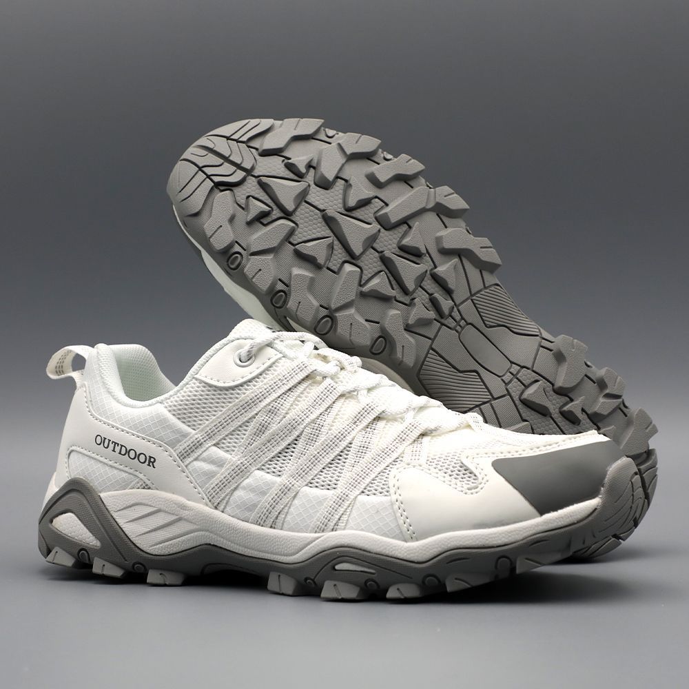Gravik Outdoor Sneakers