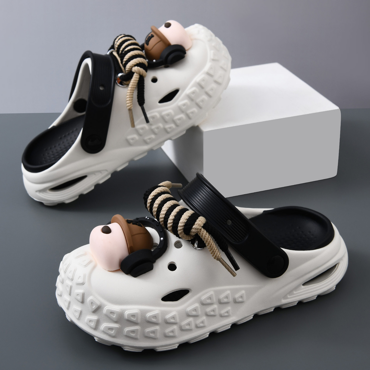 Hype Beatz Laced Clogs - Female
