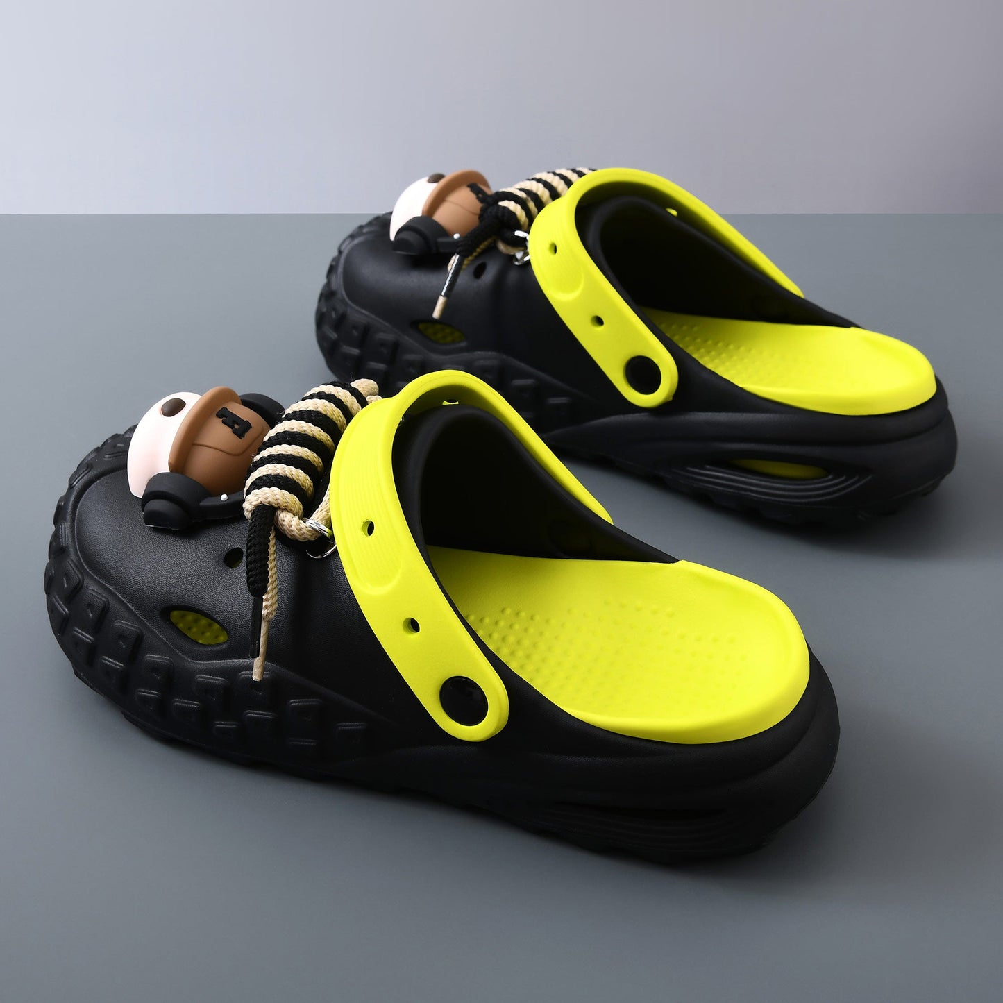 Hype Beatz Laced Clogs - Female